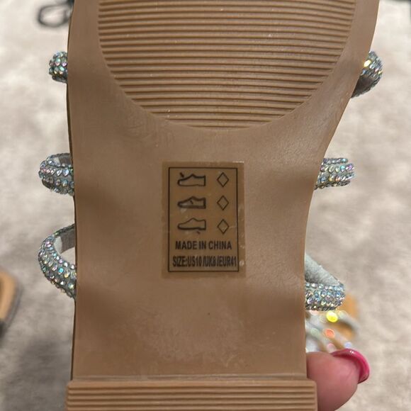 Quipid - size 10 silver  sparkle sandals like new! - Picture 4 of 4